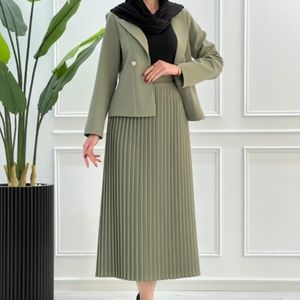 خرید اینترنتی کت دامن پلیسه