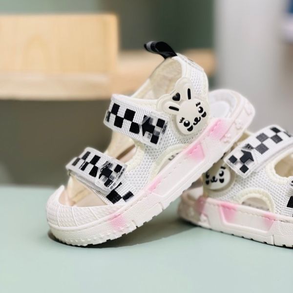 صندل بچگانه طرح ربیت برند winstar کد 4022903