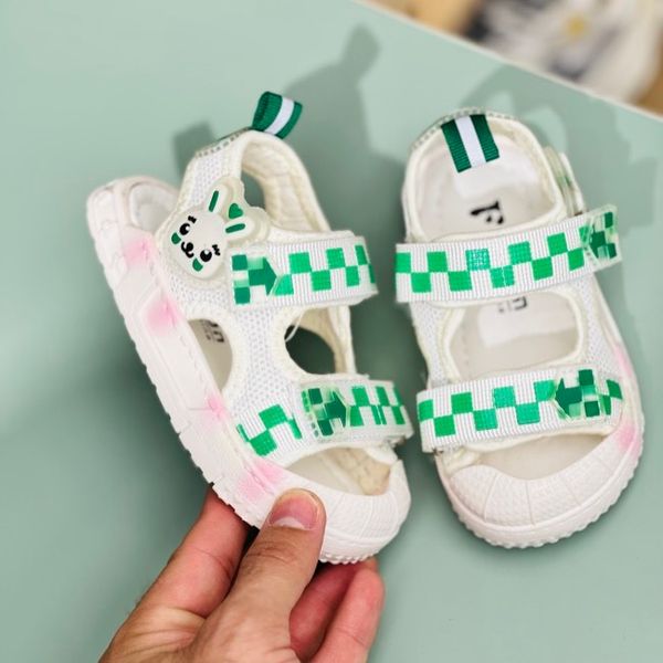 صندل بچگانه طرح ربیت برند winstar کد 4022903