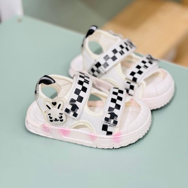 صندل بچگانه طرح ربیت برند winstar کد 4022903