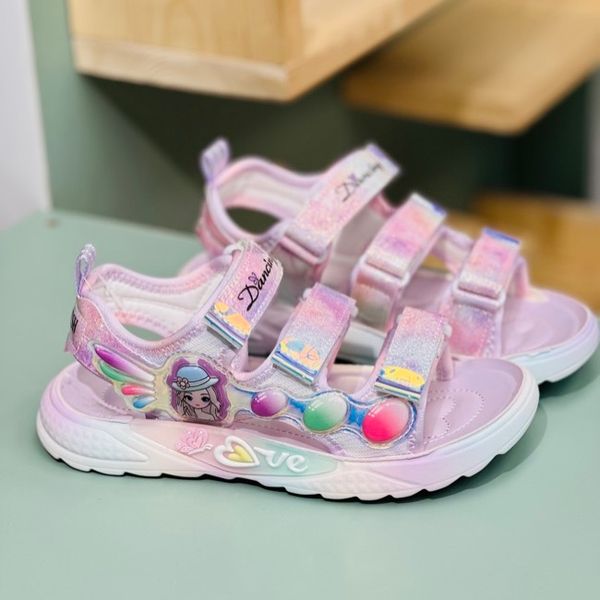 صندل بچگانه وارداتی طرح مادمازل برند Winstar کد 4030302