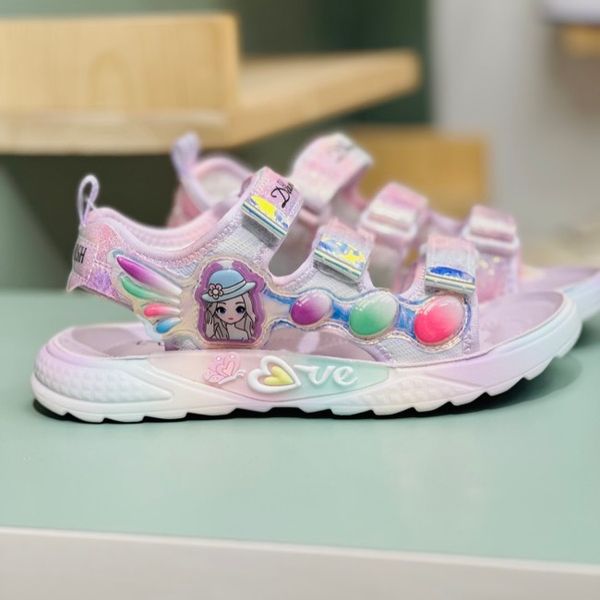 صندل بچگانه وارداتی طرح مادمازل برند Winstar کد 4030302