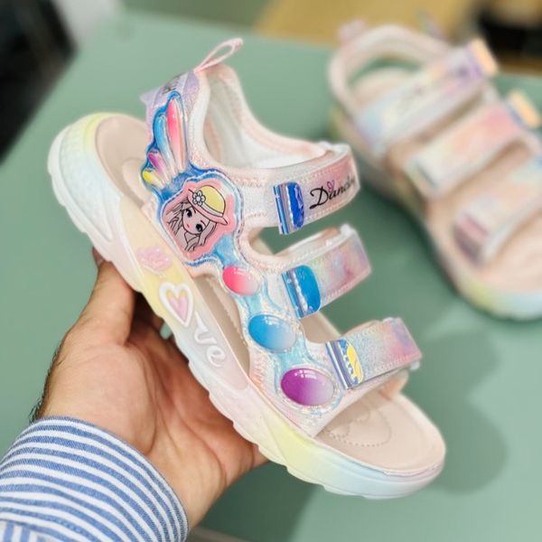 صندل بچگانه وارداتی طرح مادمازل برند Winstar کد 4030302