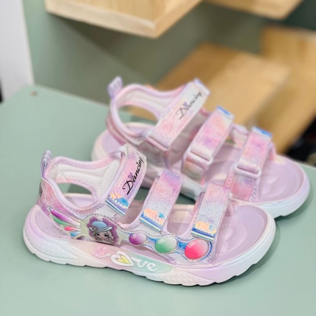 خرید اینترنتی قیمت صندل بچگانه وارداتی طرح مادمازل برند Winstar کد 4030302