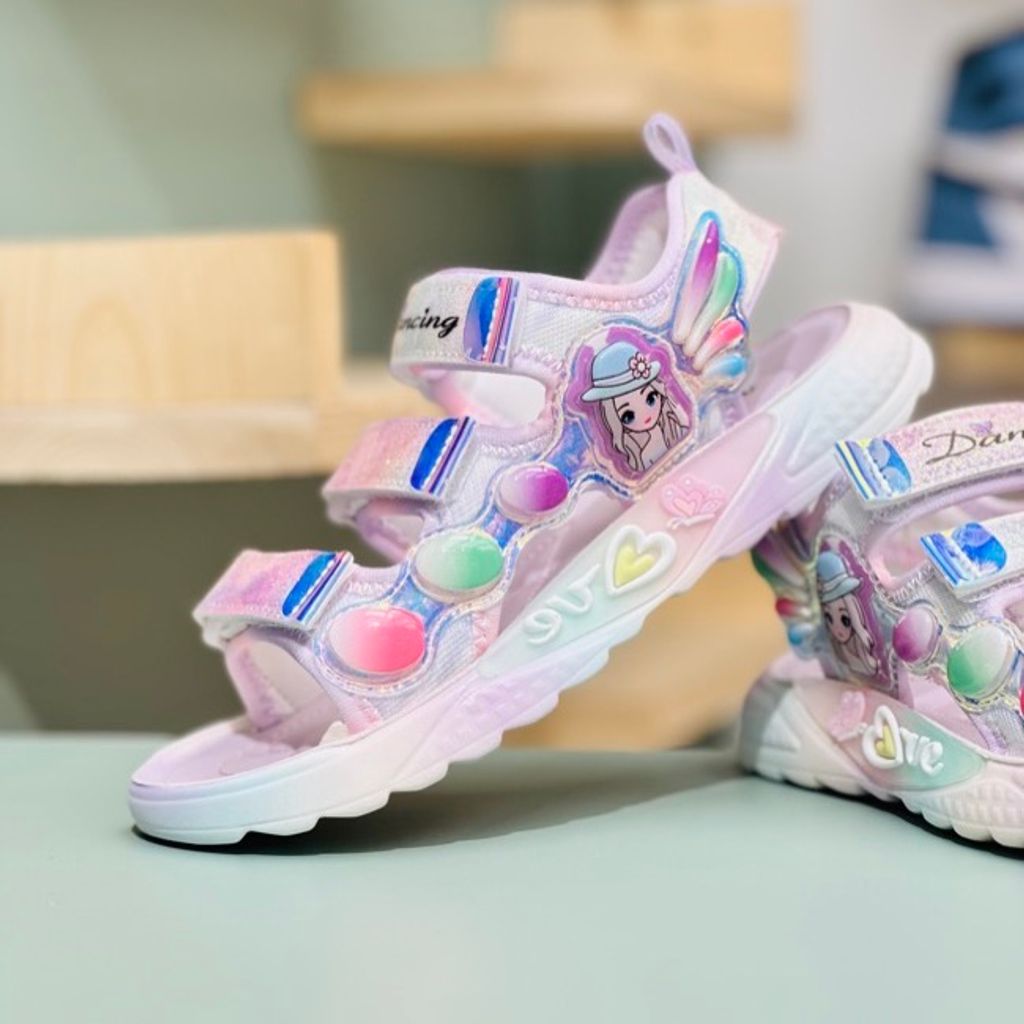 خرید اینترنتی قیمت صندل بچگانه وارداتی طرح مادمازل برند Winstar کد 4030302