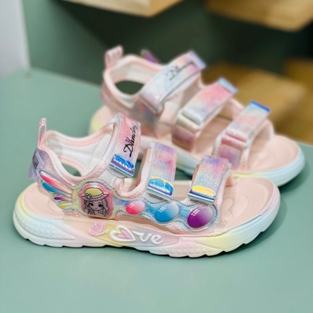 خرید اینترنتی قیمت صندل بچگانه وارداتی طرح مادمازل برند Winstar کد 4030302