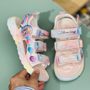 خرید اینترنتی قیمت صندل بچگانه وارداتی طرح مادمازل برند Winstar کد 4030302