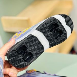 قیمت ارزان کتونی بچگانه اسکیتی دو نایک چراغدار کد 4030403