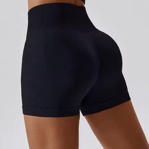 خرید آنلاین شلوارک ورزشی زنانه