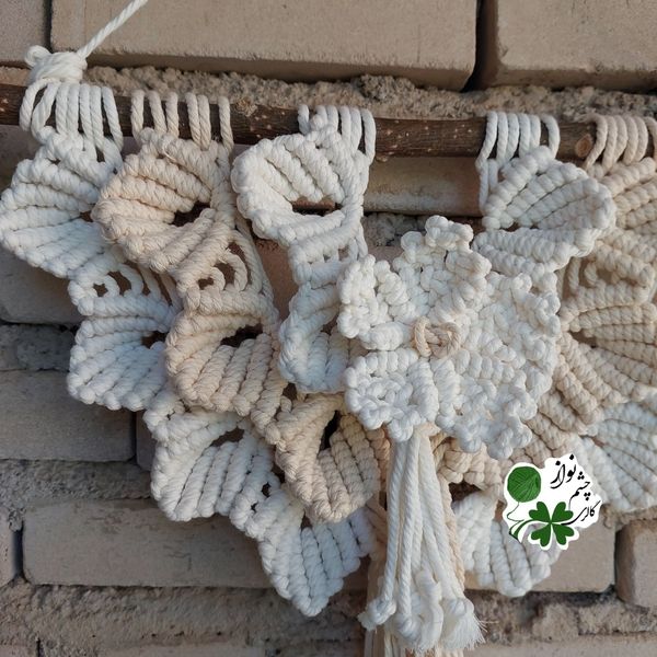 دیوارکوب مکرومه بافی طرح گلهای شیپوری طرح اختصاصی چشم نواز