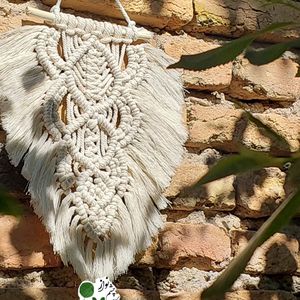 خرید اینترنتی آویز مکرومه بافی برگ سلطنتی طرح چشم نواز