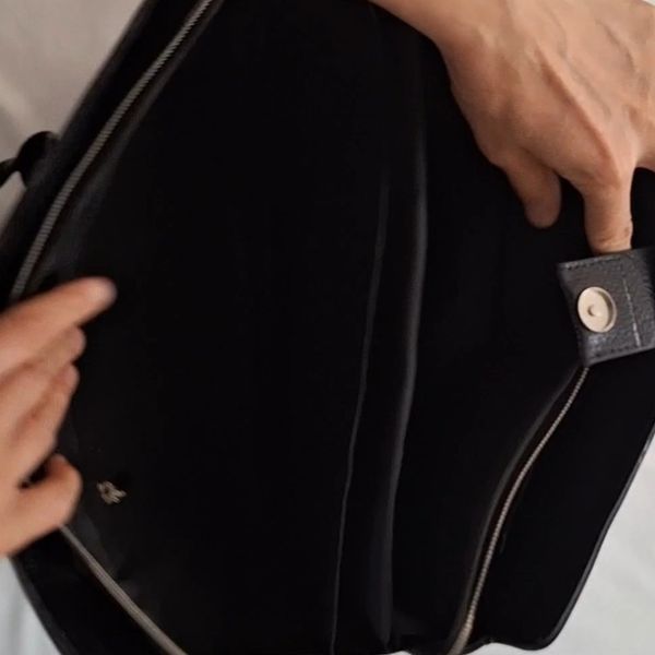 کیف اداری زنانه چرم طبیعی