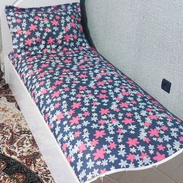 روتختی یک نفره زمینه گل صورتی روکش تشک یک نفره