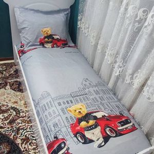 خرید اینترنتی روتختی یک نفره پسرانه تدی طوسی خرسی توسی ماشینی قرمز