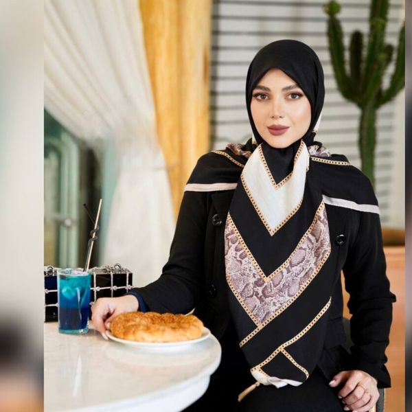 روسری ابریشم توییل قواره 140 کد 16