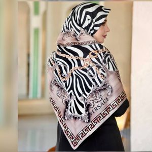 خرید انلاین روسری ابریشم توییل قواره 140 کد 18