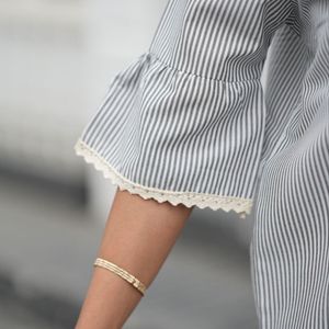 خرید انلاین شومیز نخی چین دار گلدوزی زنانه