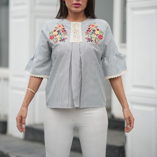 شومیز نخی چین دار گلدوزی زنانه