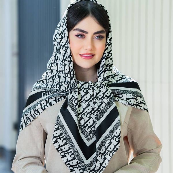 روسری ابریشم توییل قواره 120 کد 21