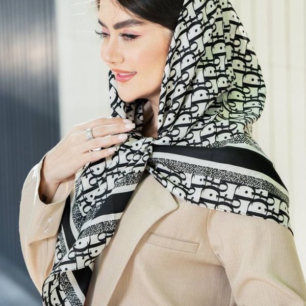 روسری ابریشم توییل قواره 120 کد 21