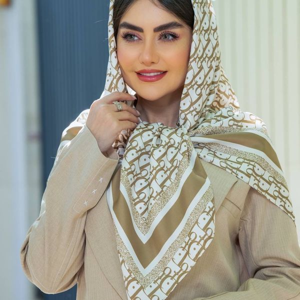 روسری ابریشم توییل قواره 120 کد 21