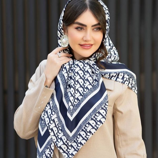 روسری ابریشم توییل قواره 120 کد 21