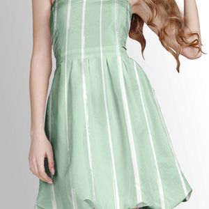 خرید آنلاین پارچه لباسی طرحدار پارچه الف مدل کرپ بوگاتی طرح پری کد 4011673