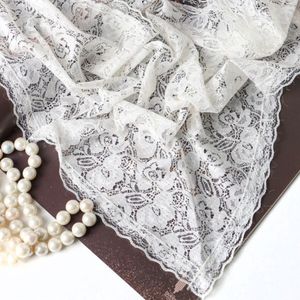 قیمت ارزان روسری سه گوش دور دانتل کد 36
