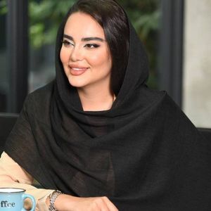 خرید انلاین شال پلیسه سوپرنخ منگوله‌دار