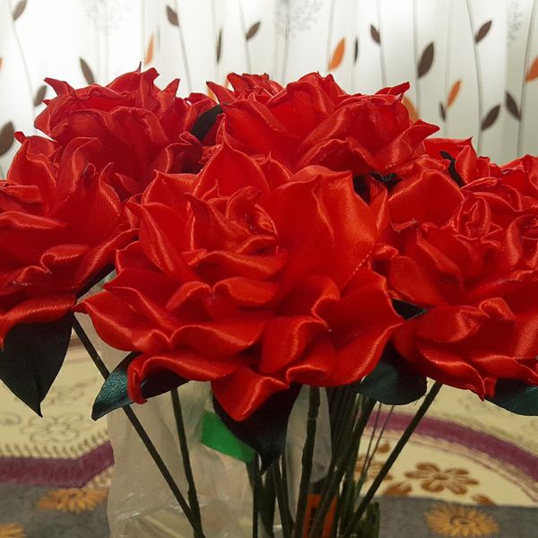 گل رز نوک تیز 10 عددی