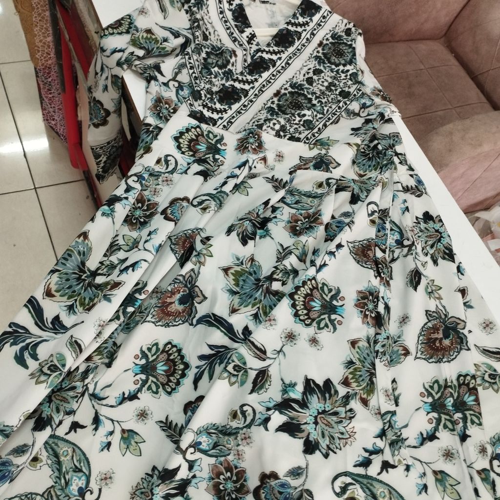 مشخصات ساحلی دخترانه. زنانه طرح تابستان