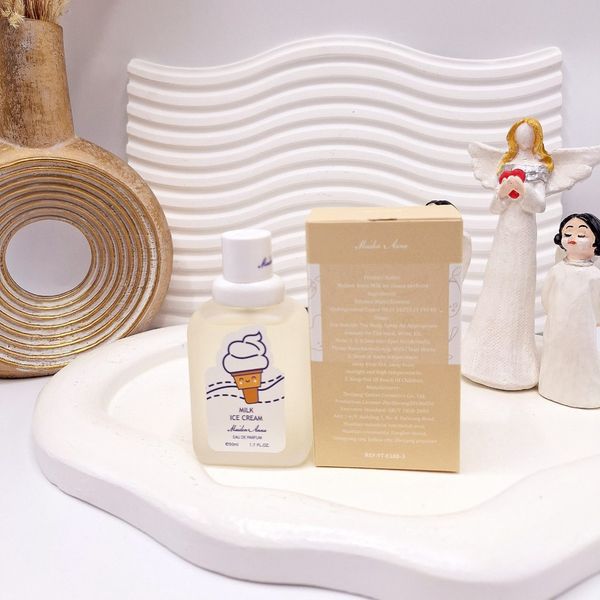 عطر بیکینی رایحه شیر بستنی حجم 50 میل برند میدن آنا