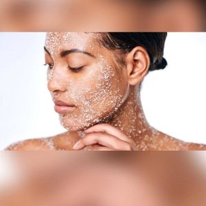 خرید انلاین نمک بدن هلو بیوآکوا