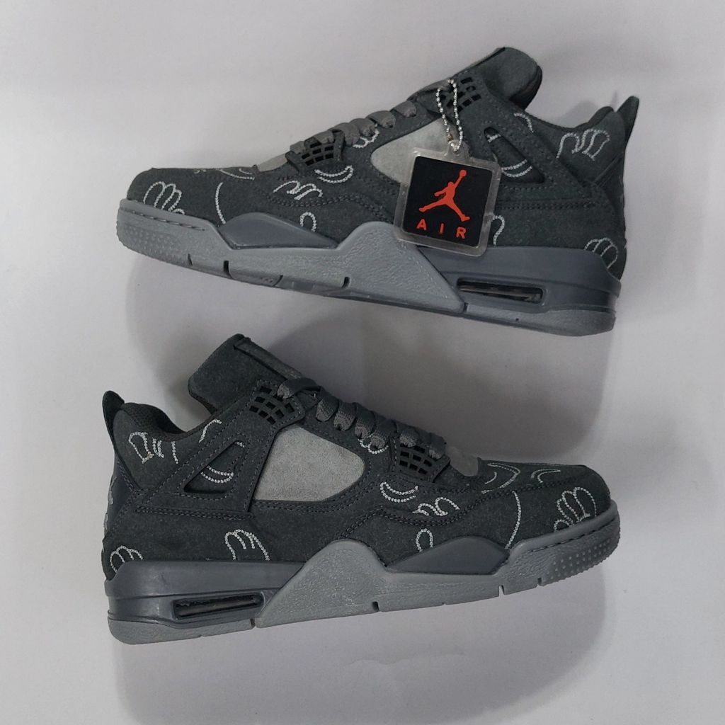فروش اینترنتی کتونی نایک جردن 4 کاز Nike jordan 4 kaws