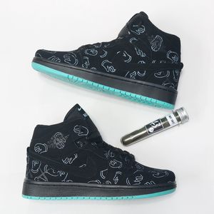 قیمت کتونی نایک جردن 1 کاز Nike jordan kaws
