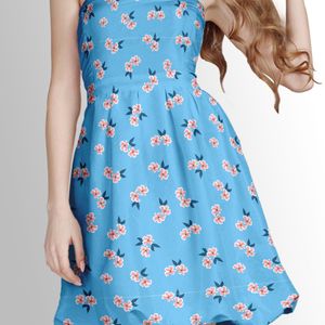 خرید اینترنتی پارچه لباسی طرح دار پارچه الف مدل کرپ بوگاتی طرح گلدار کد 4011621
