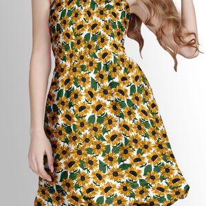 فروش اینترنتی پارچه لباسی طرح دار پارچه الف مدل کرپ بوگاتی طرح گلدار کد 4011645