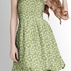 خرید آنلاین پارچه لباسی طرح دار پارچه الف مدل کرپ بوگاتی طرح گلدار کد 4011648