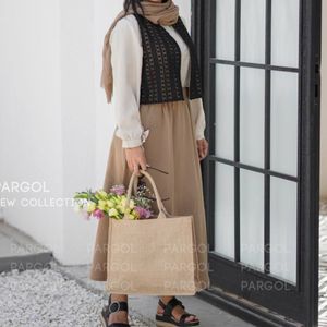 خرید اینترنتی ☀️وست و دامن نادیکا