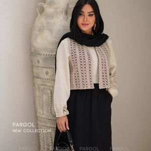فروش اینترنتی ☀️وست و دامن نادیکا