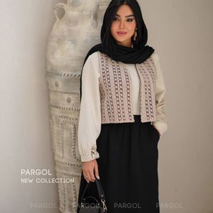 قیمت ارزان ☀️وست و دامن نادیکا