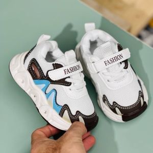 خرید آنلاین کتونی بچگانه طرح Fila برند Kids کد 121503