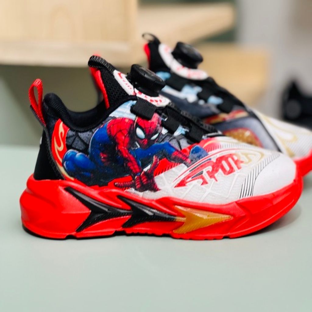 خرید اینترنتی قیمت کتونی بچگانه مرد عنکبوتی برند Bear کد 122002