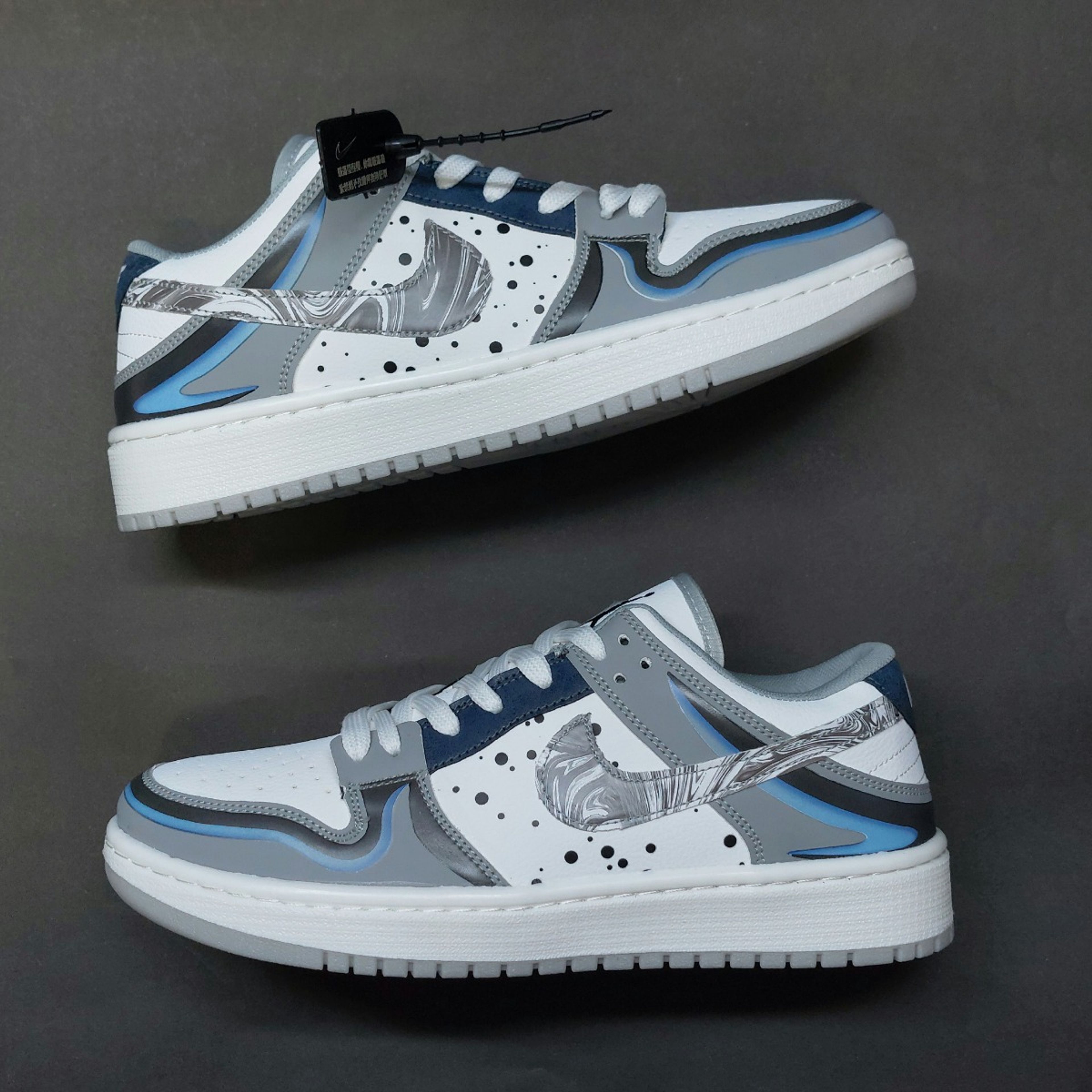 خرید آنلاین کتونی نایک جردن کهکشانی Nike Jordan کیفیت بالا