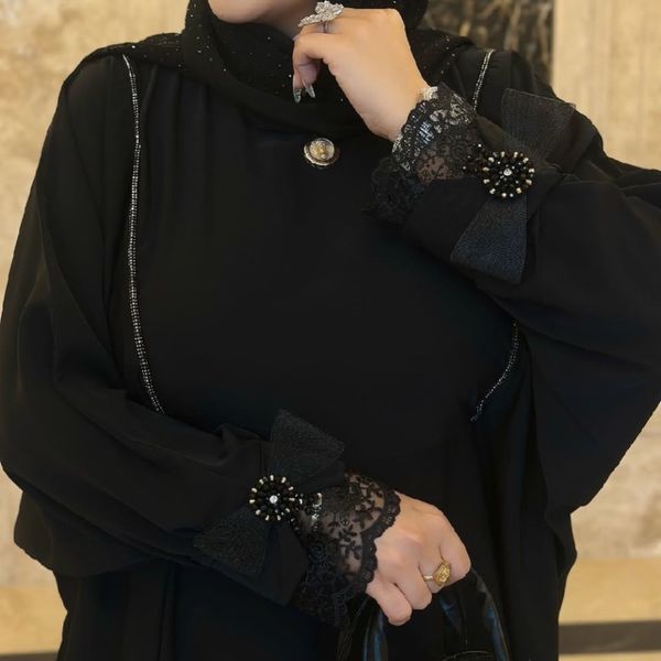 مانتو عبایی طرح آستین پاپیون