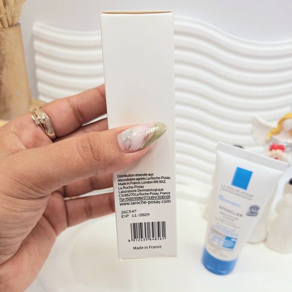 ژل پاک کننده آکنه و چربی اضافه اسید سالیسیلیک 2٪ برند LA ROCHE-POSAY