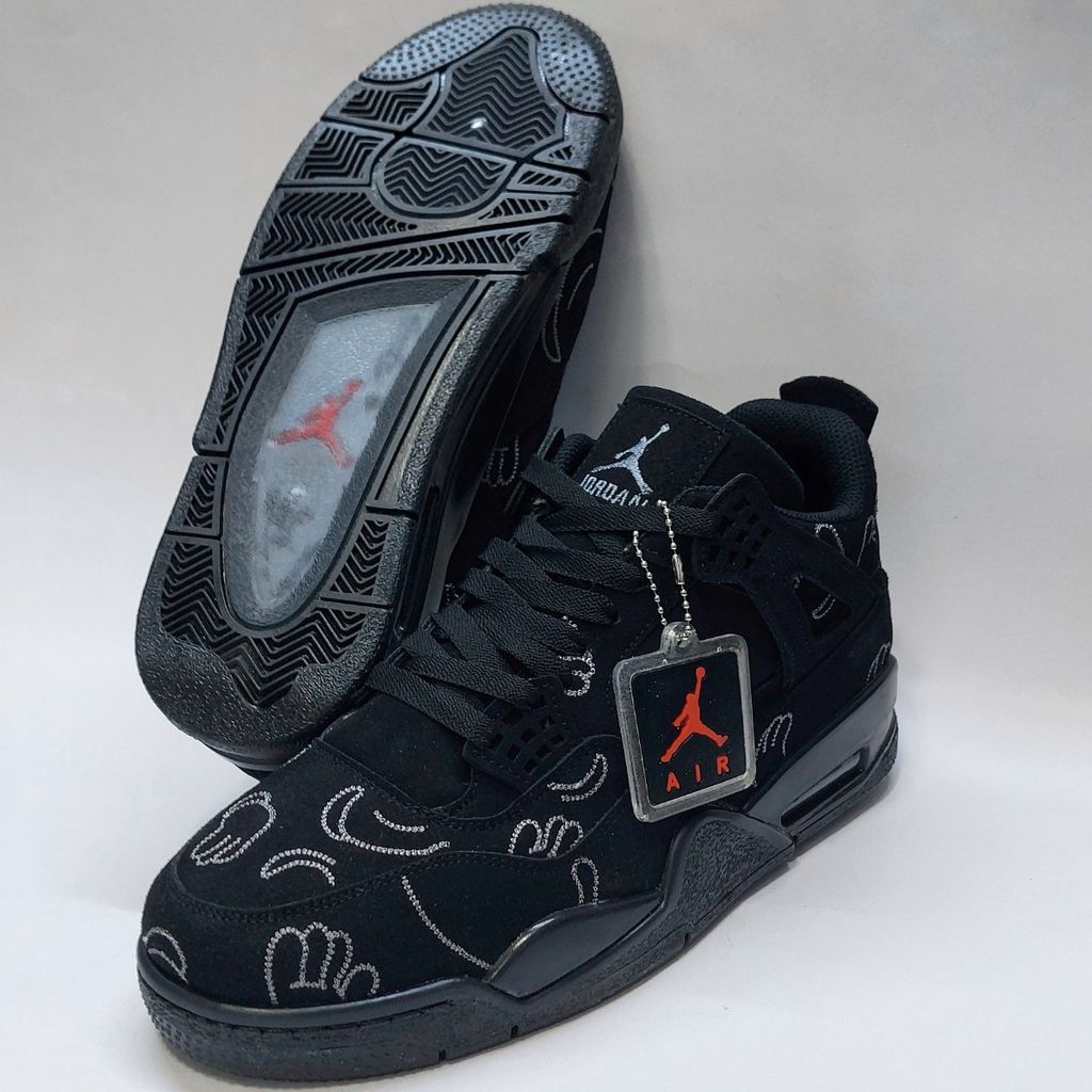 خرید اینترنتی کتونی نایک جردن 4 کاز مشکی Nike jordan 4 kaws