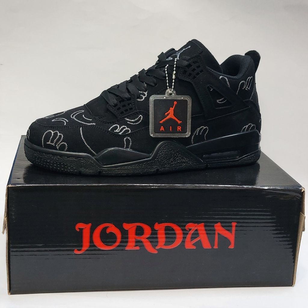 فروش اینترنتی کتونی نایک جردن 4 کاز مشکی Nike jordan 4 kaws