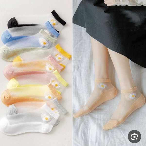 جوراب مچی زنانه رو شیشه ای طرح بابونه