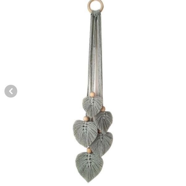 ریسه برگ مکرومه بافی طرح تولد